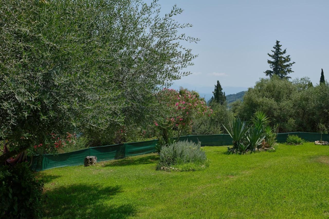 Villa Boukari Chlomos Екстер'єр фото