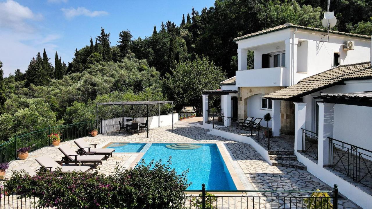 Villa Boukari Chlomos Екстер'єр фото