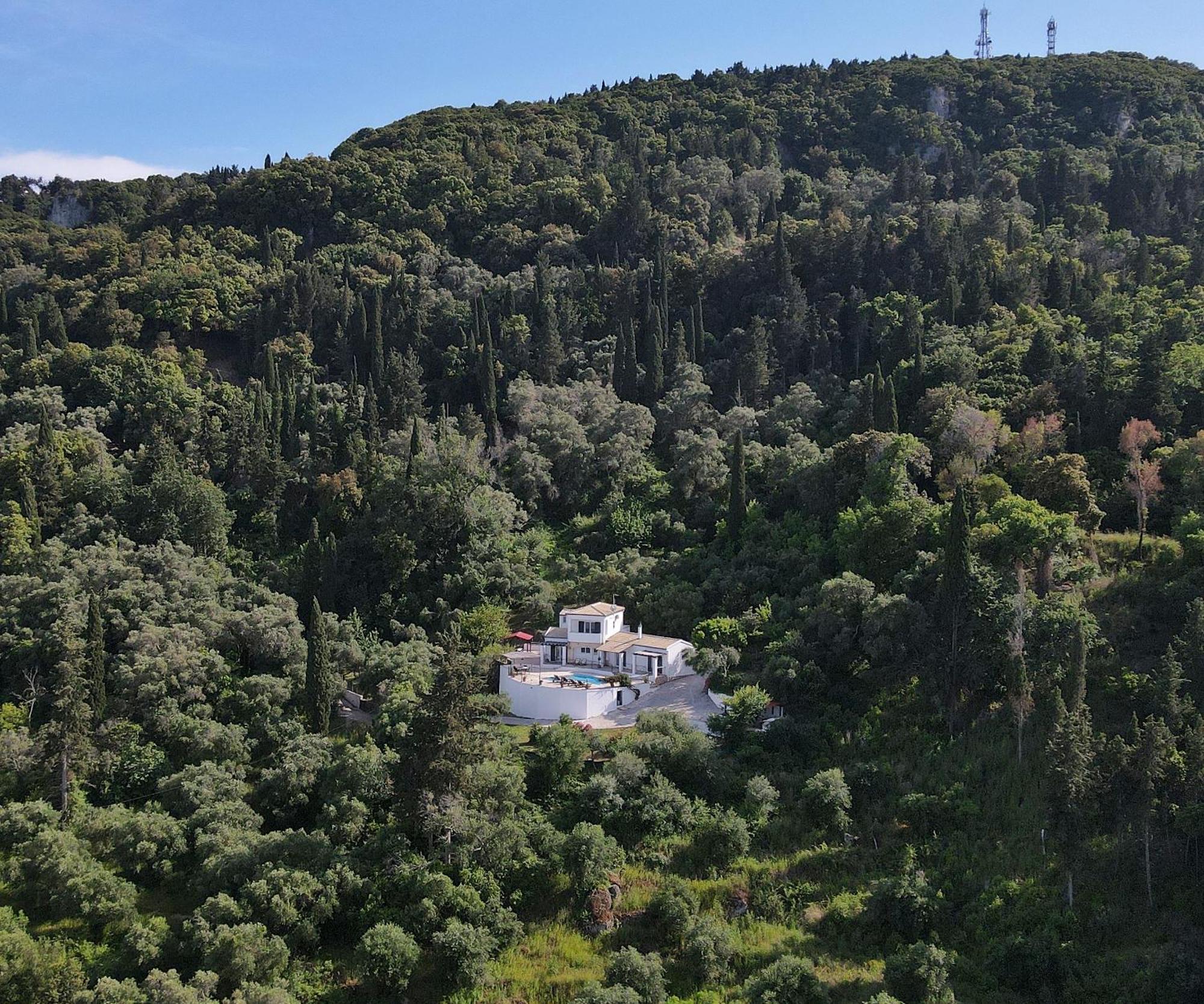 Villa Boukari Chlomos Екстер'єр фото